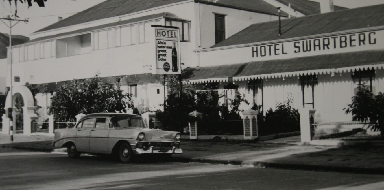Swartberg Hotel in Prince Albert History